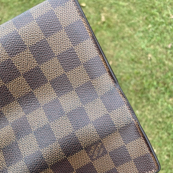 Authentic Louis Vuitton Sarah wallet - Picture 12 of 16